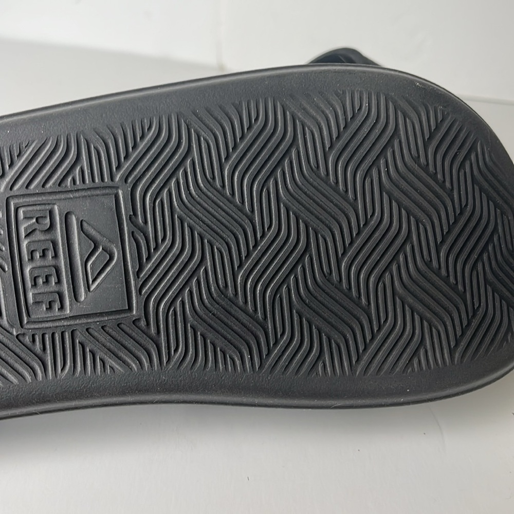Reef platform slides - Picture 5 of 7